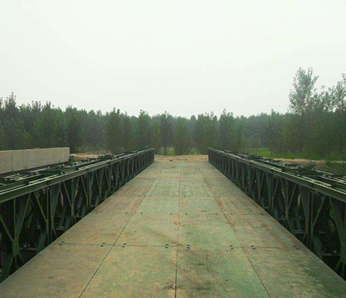 穆棱贝雷钢桥桥面板